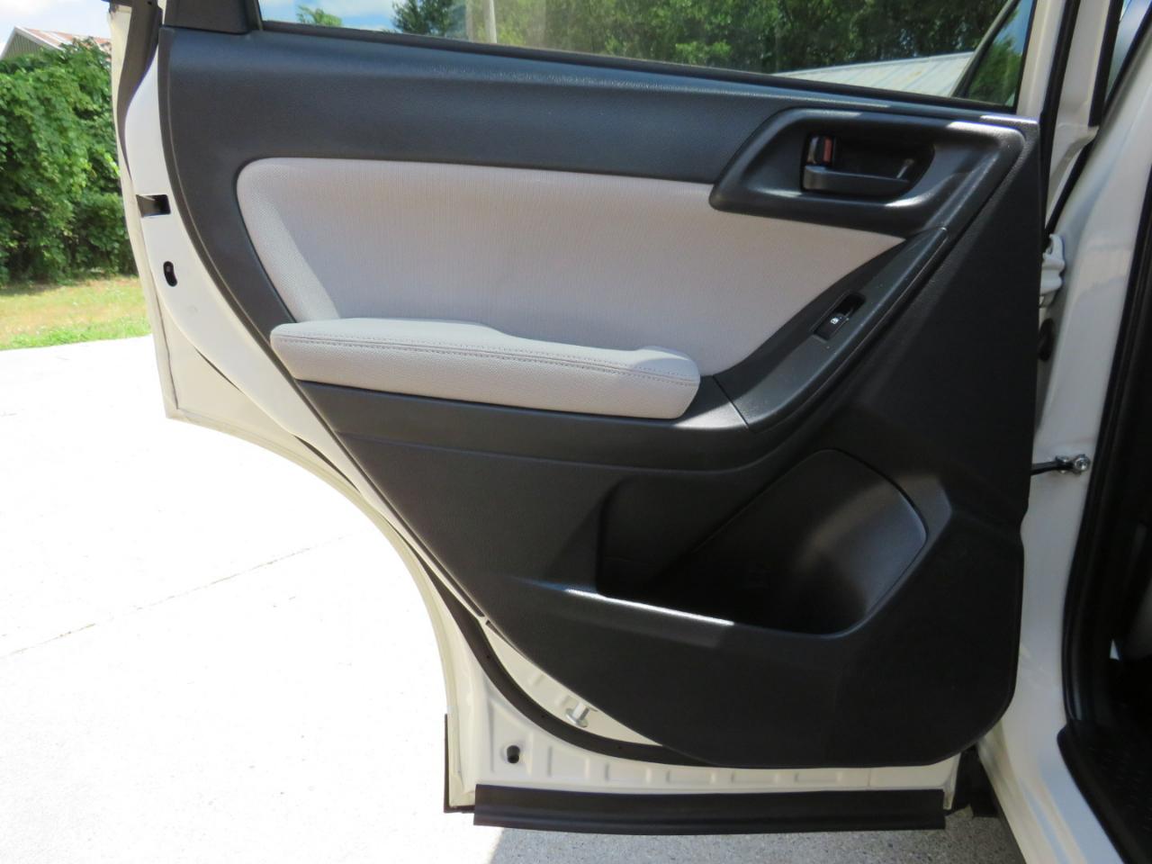 Subaru Forester 2.5i Premium 2015