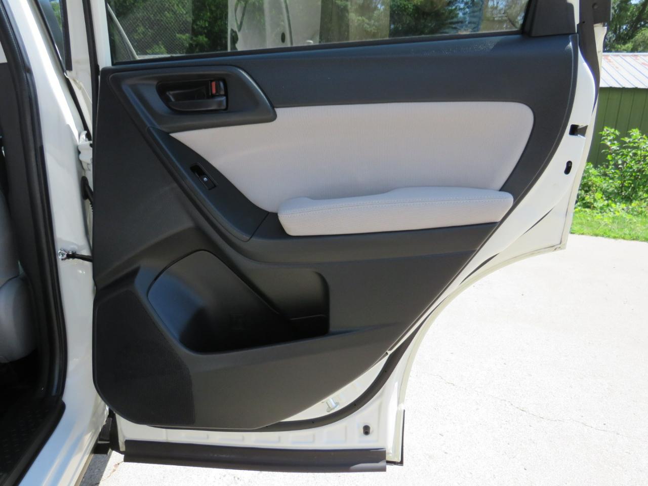 Subaru Forester 2.5i Premium 2015