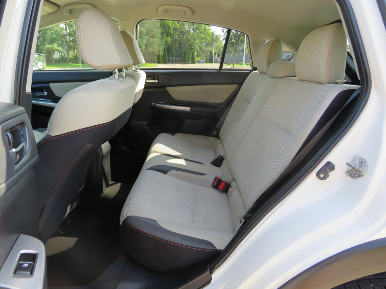 Subaru Crosstrek 2.0i Premium CVT 2016