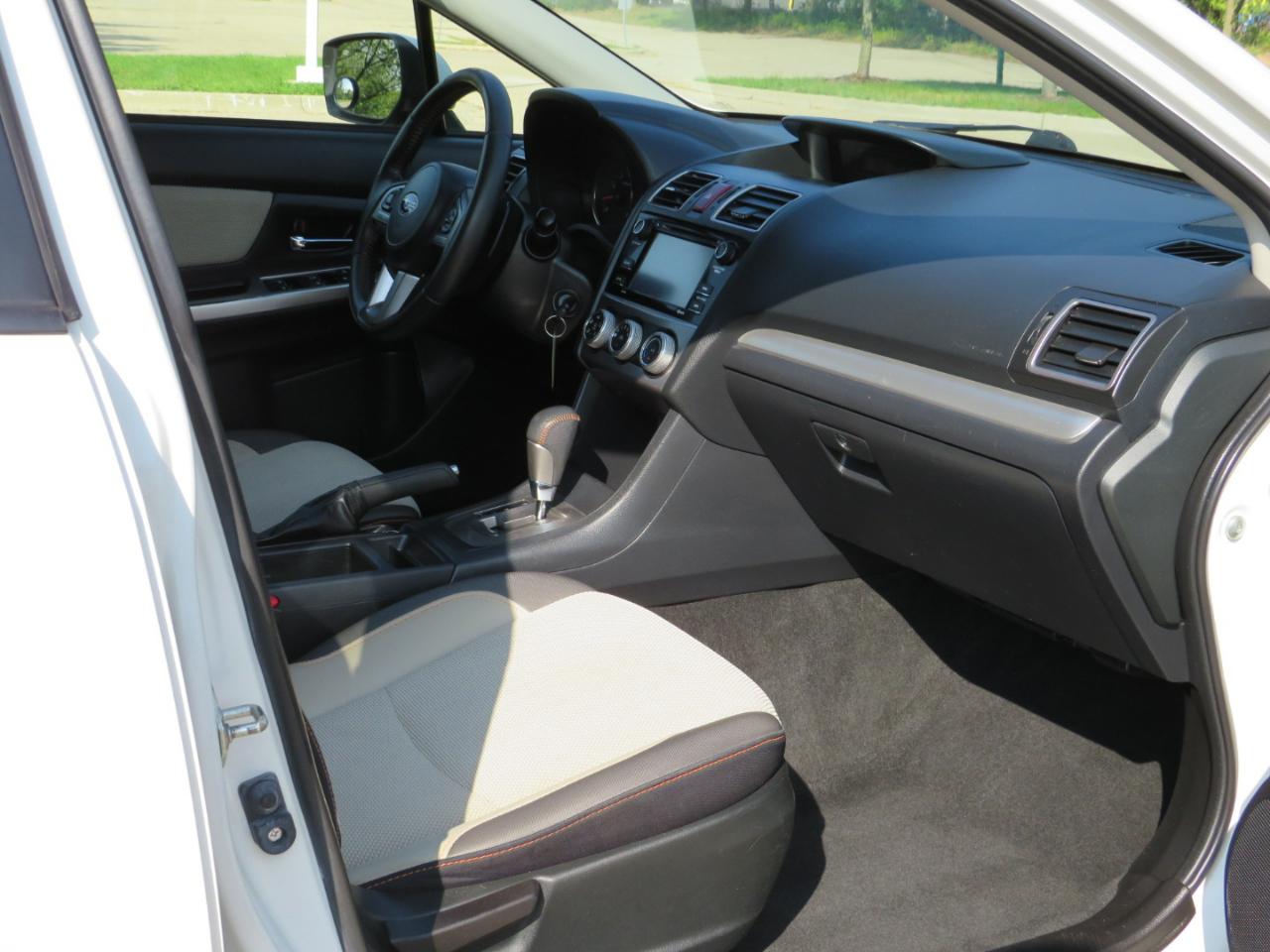 Subaru Crosstrek 2.0i Premium CVT 2016