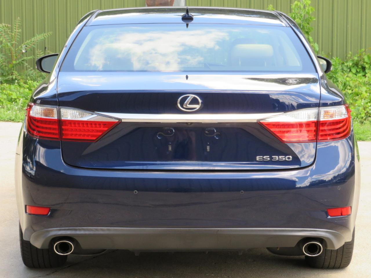 Lexus ES 350 Sedan 2014