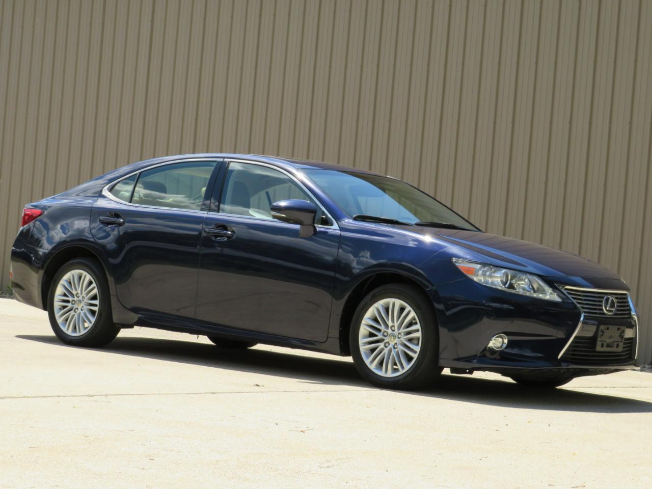 Lexus ES 350 Sedan 2014