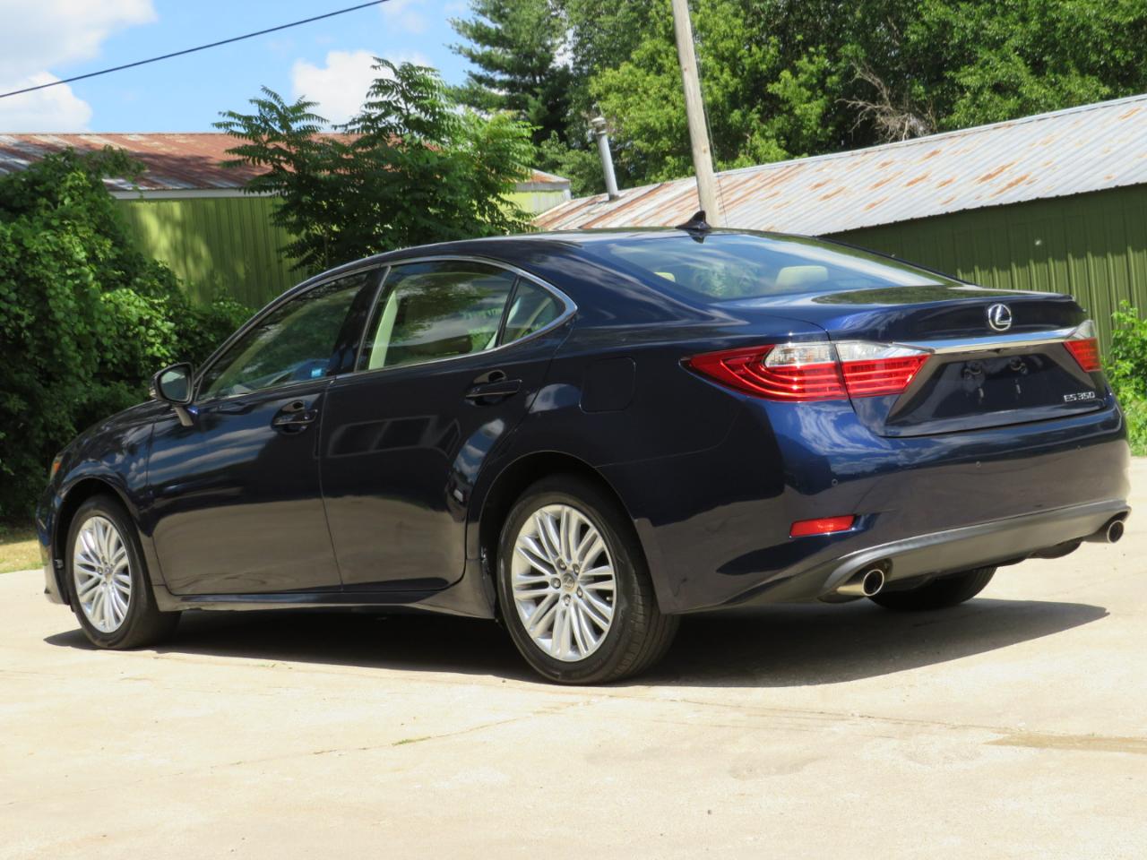 Lexus ES 350 Sedan 2014