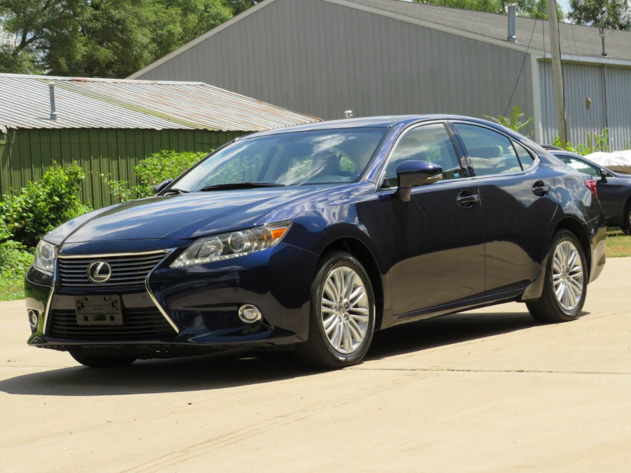 Lexus ES 350 Sedan 2014