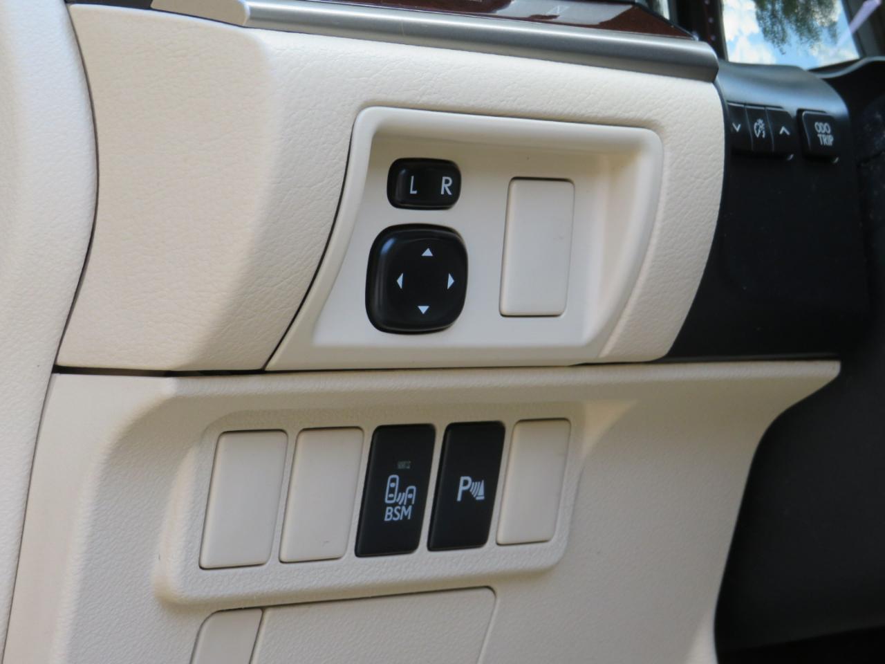 Lexus ES 350 Sedan 2014