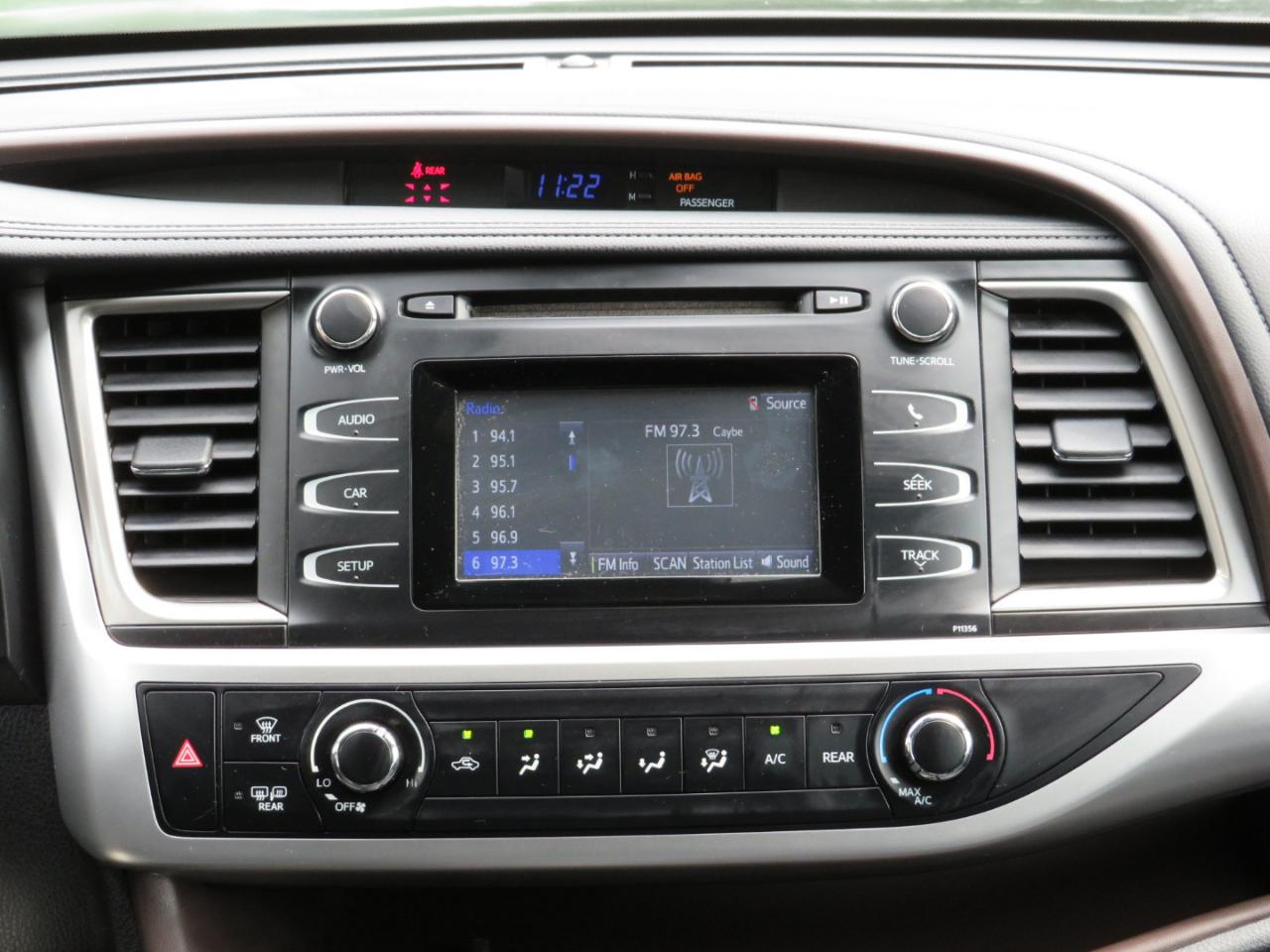 Toyota Highlander LE Plus AWD V6 2017