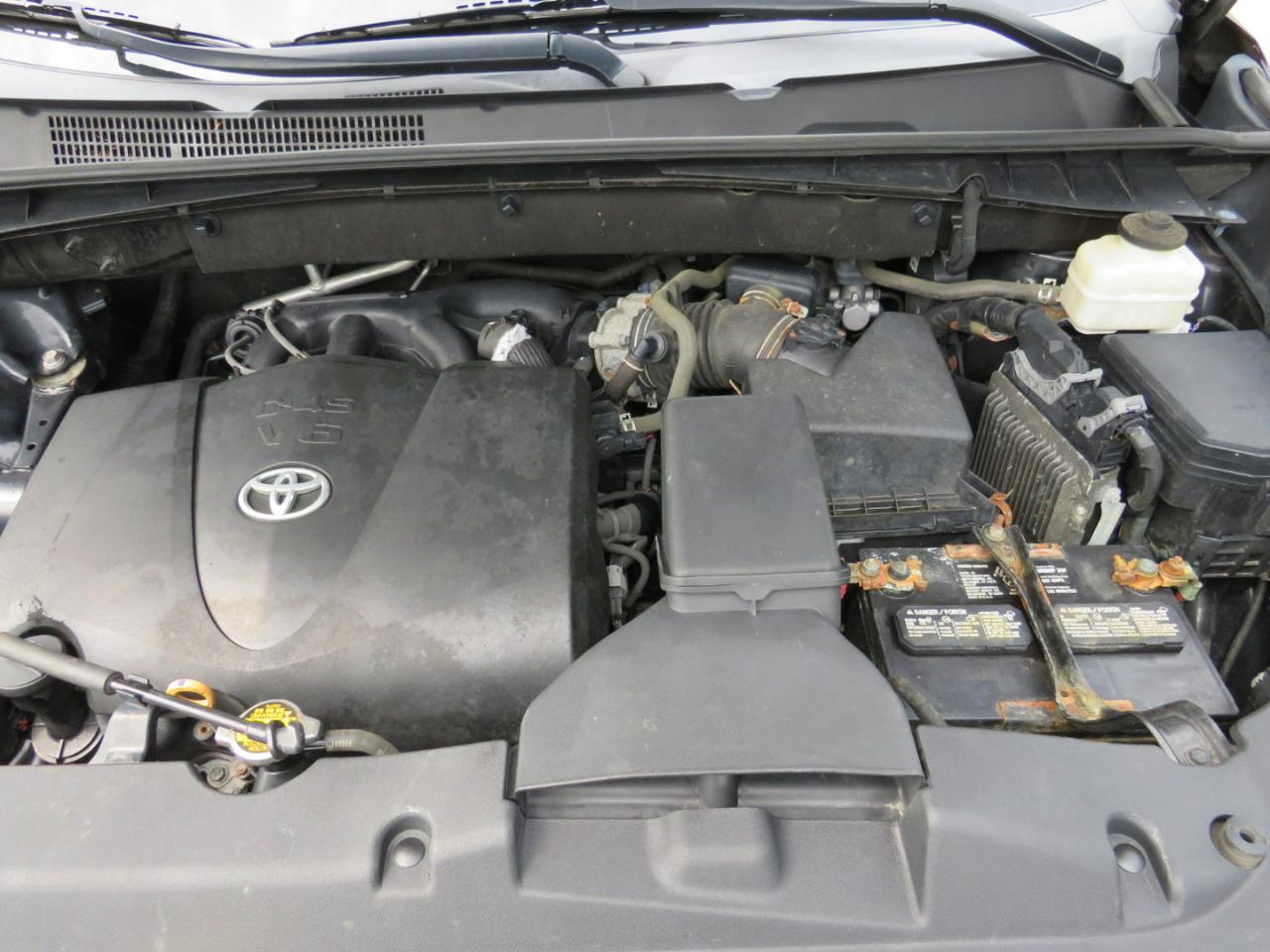Toyota Highlander LE Plus AWD V6 2017