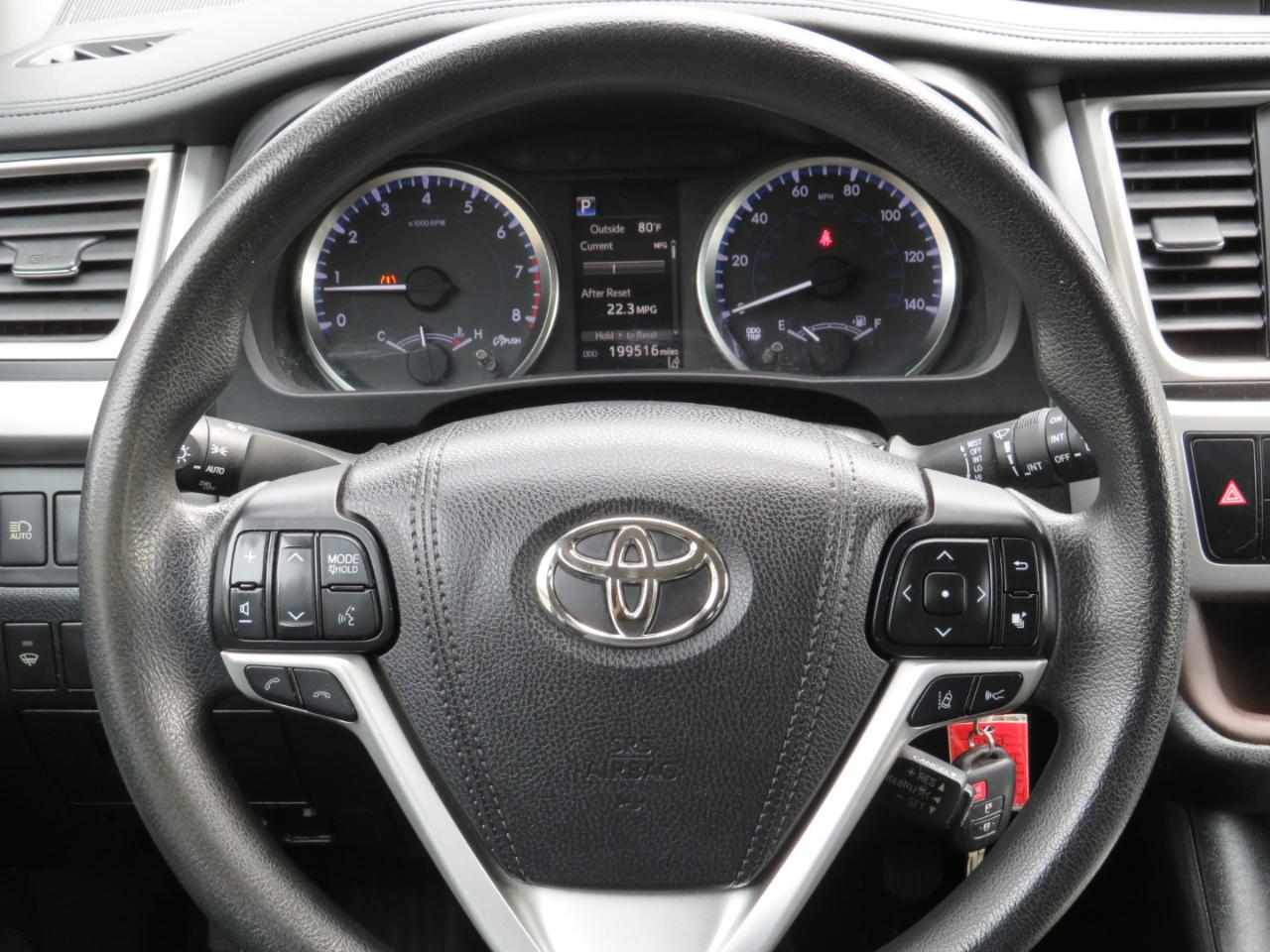 Toyota Highlander LE Plus AWD V6 2017