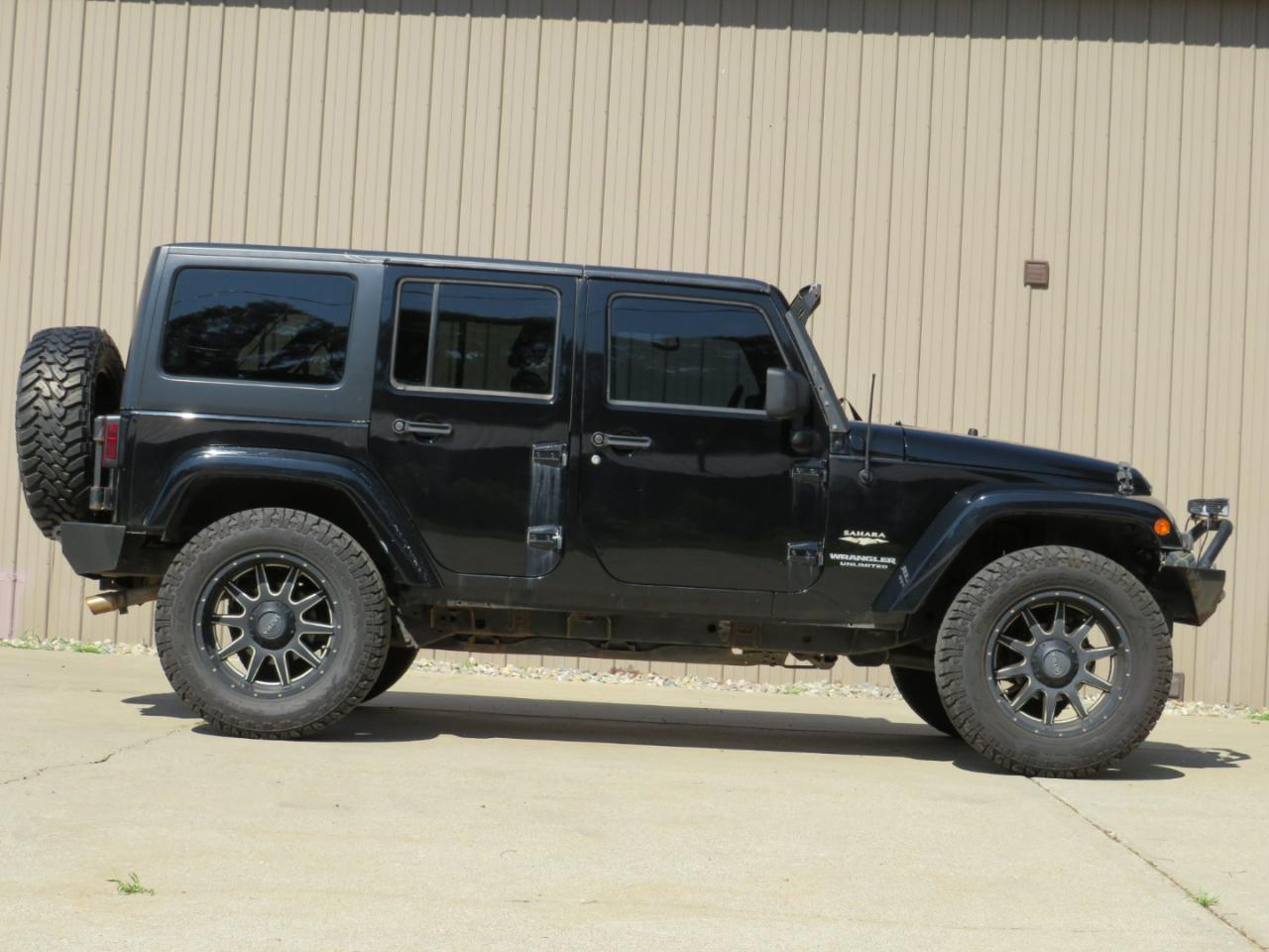 Jeep Wrangler Unlimited Sahara 4WD 2014