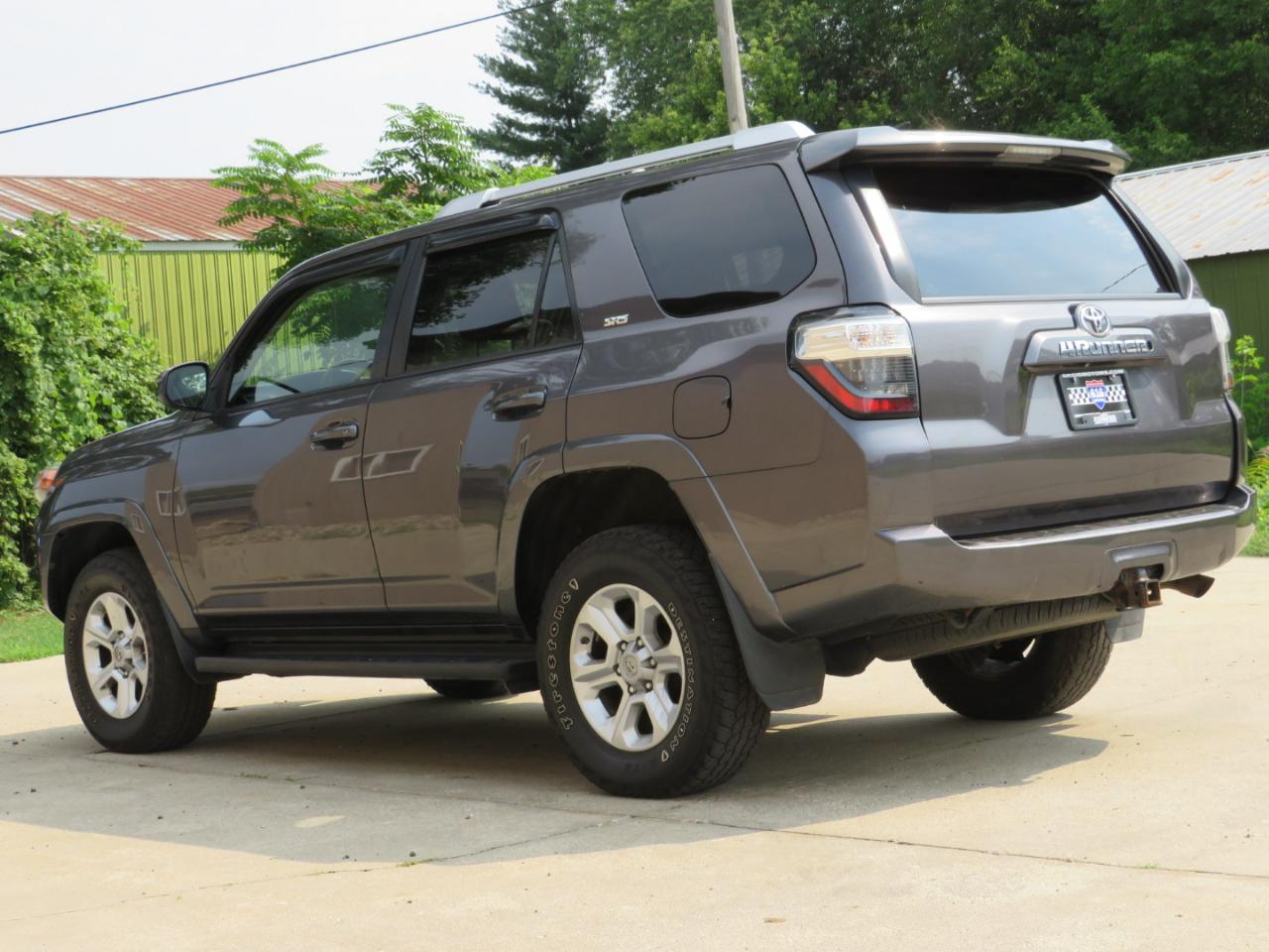 Toyota 4Runner SR5 4WD 2014