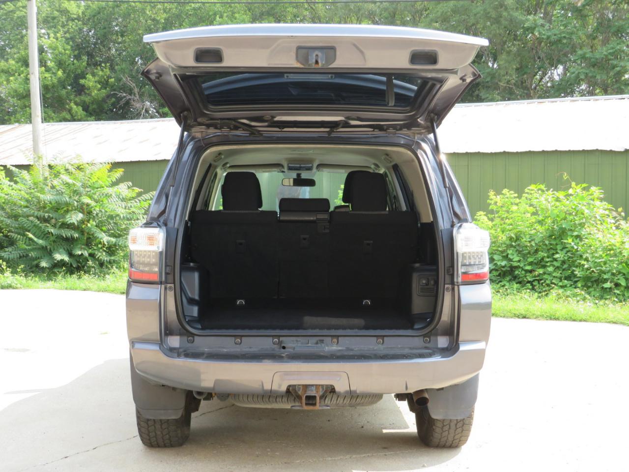 Toyota 4Runner SR5 4WD 2014