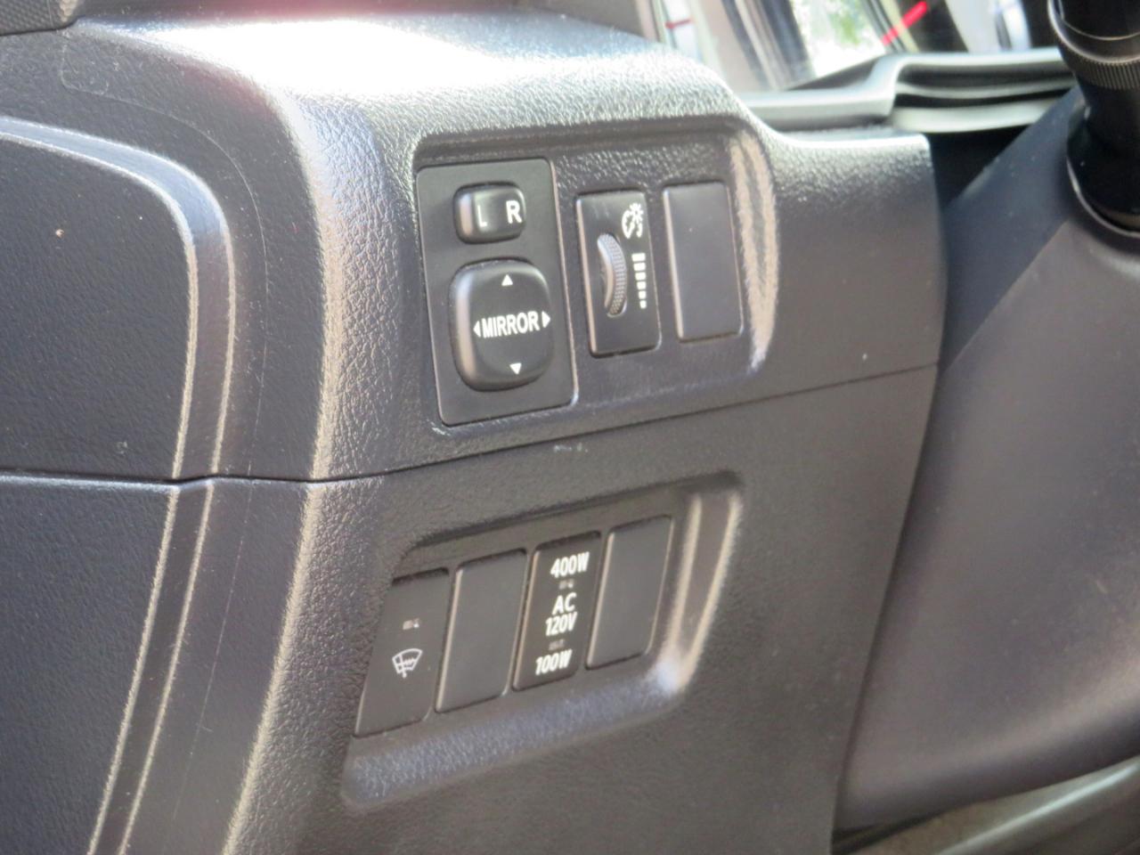 Toyota 4Runner SR5 4WD 2014