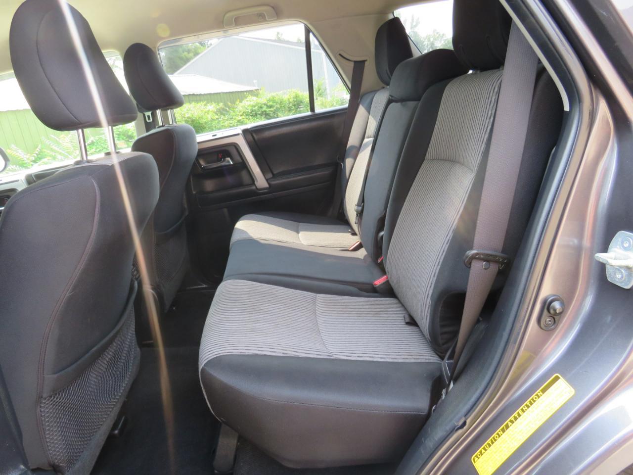 Toyota 4Runner SR5 4WD 2014