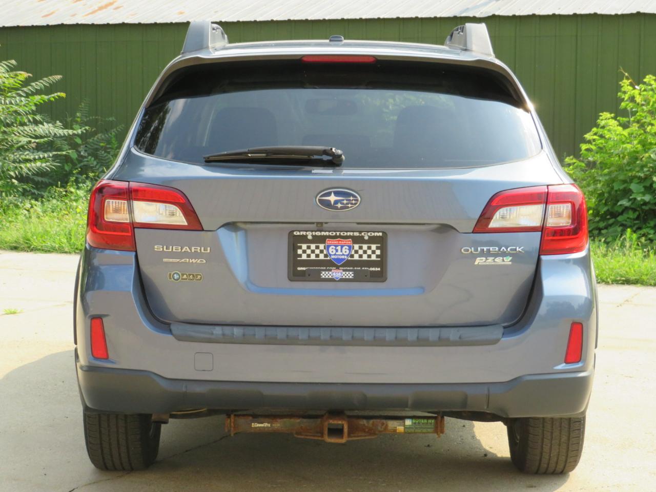 Subaru Outback 2.5i Premium 2015