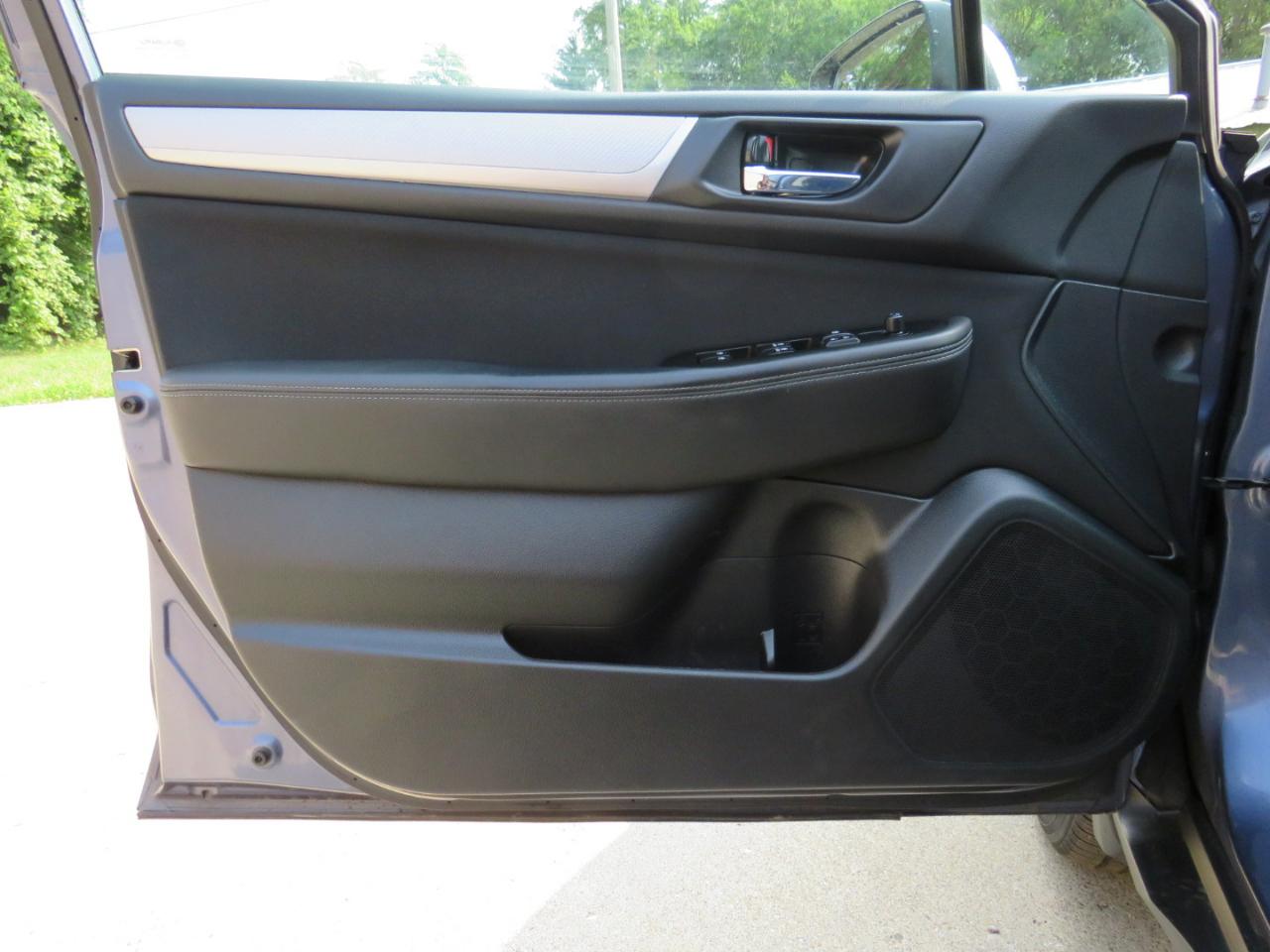 Subaru Outback 2.5i Premium 2015