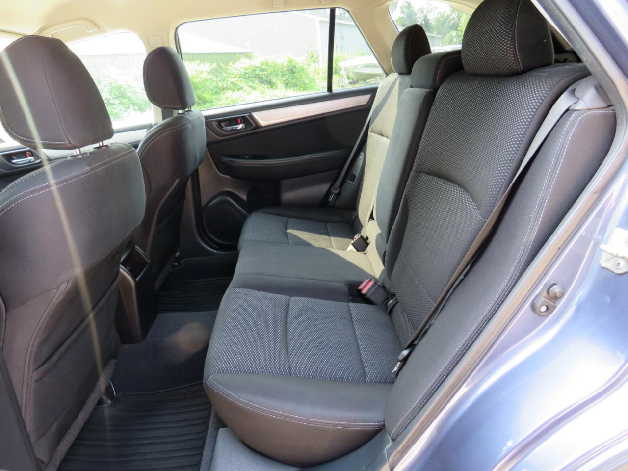 Subaru Outback 2.5i Premium 2015