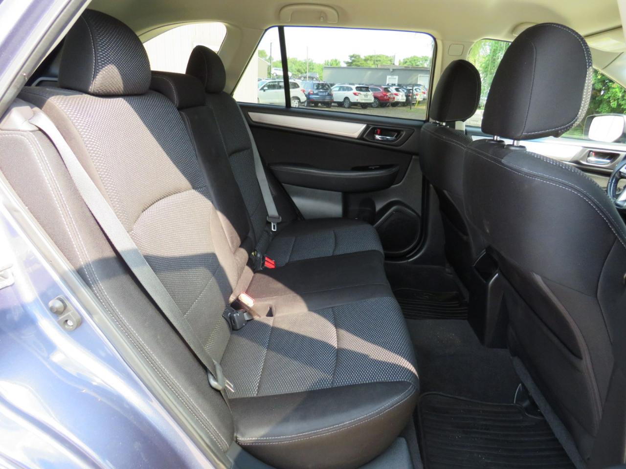 Subaru Outback 2.5i Premium 2015