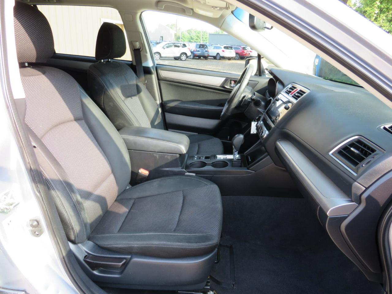 Subaru Outback 2.5i Premium 2017