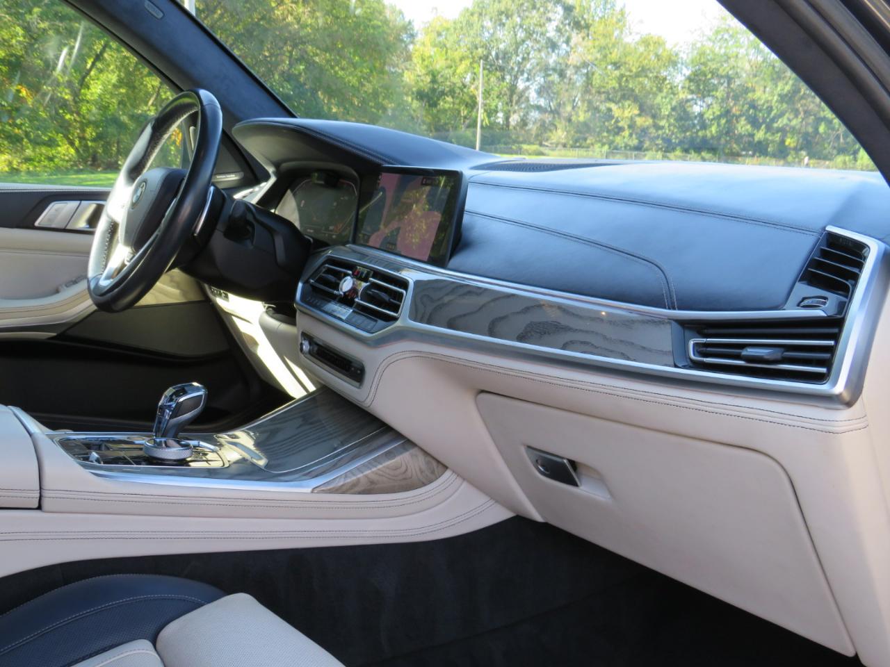 BMW X7 xDrive50i 2019