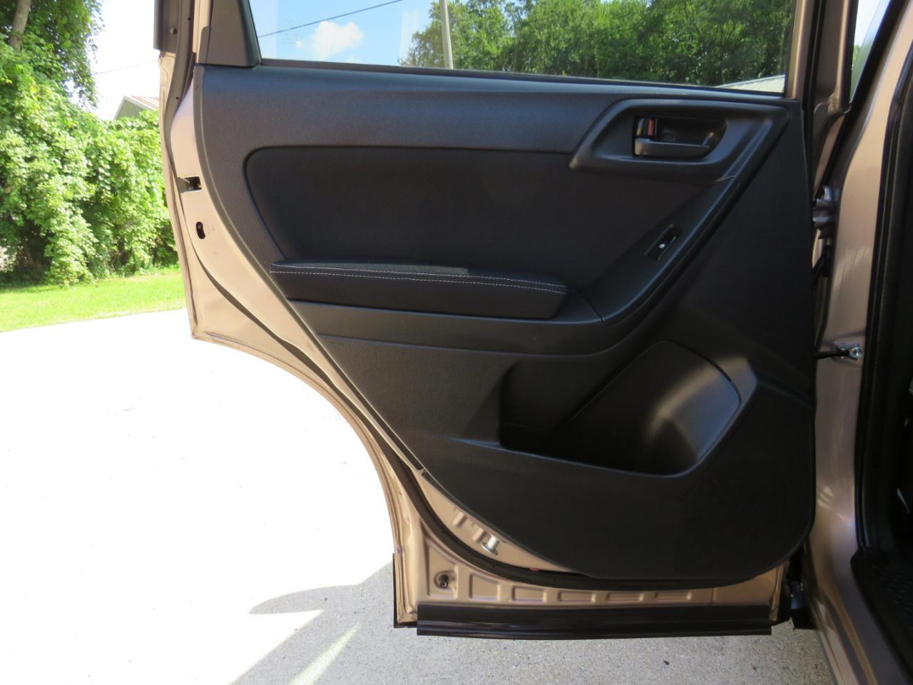 Subaru Forester 2.5i Premium 2015