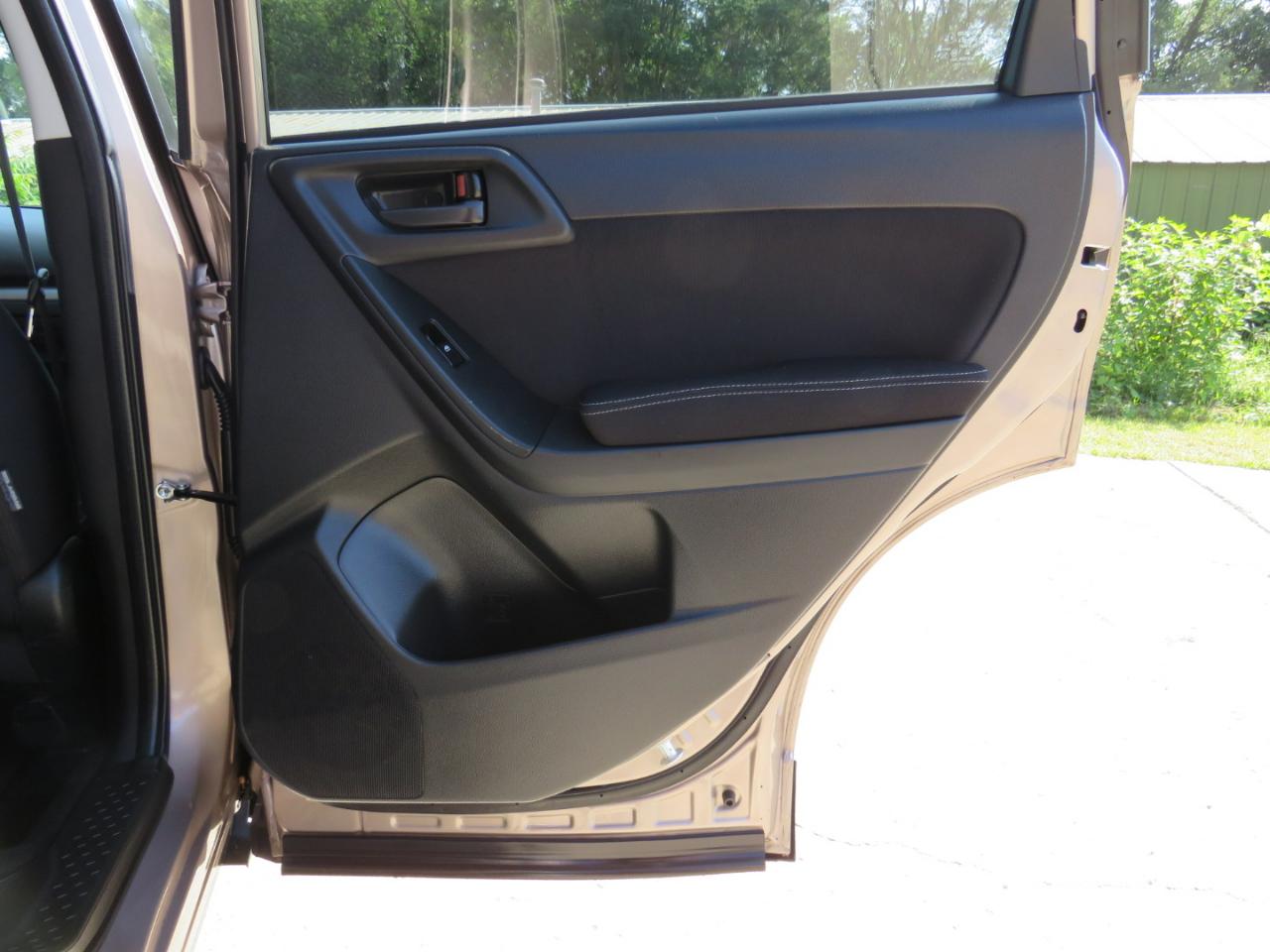 Subaru Forester 2.5i Premium 2015