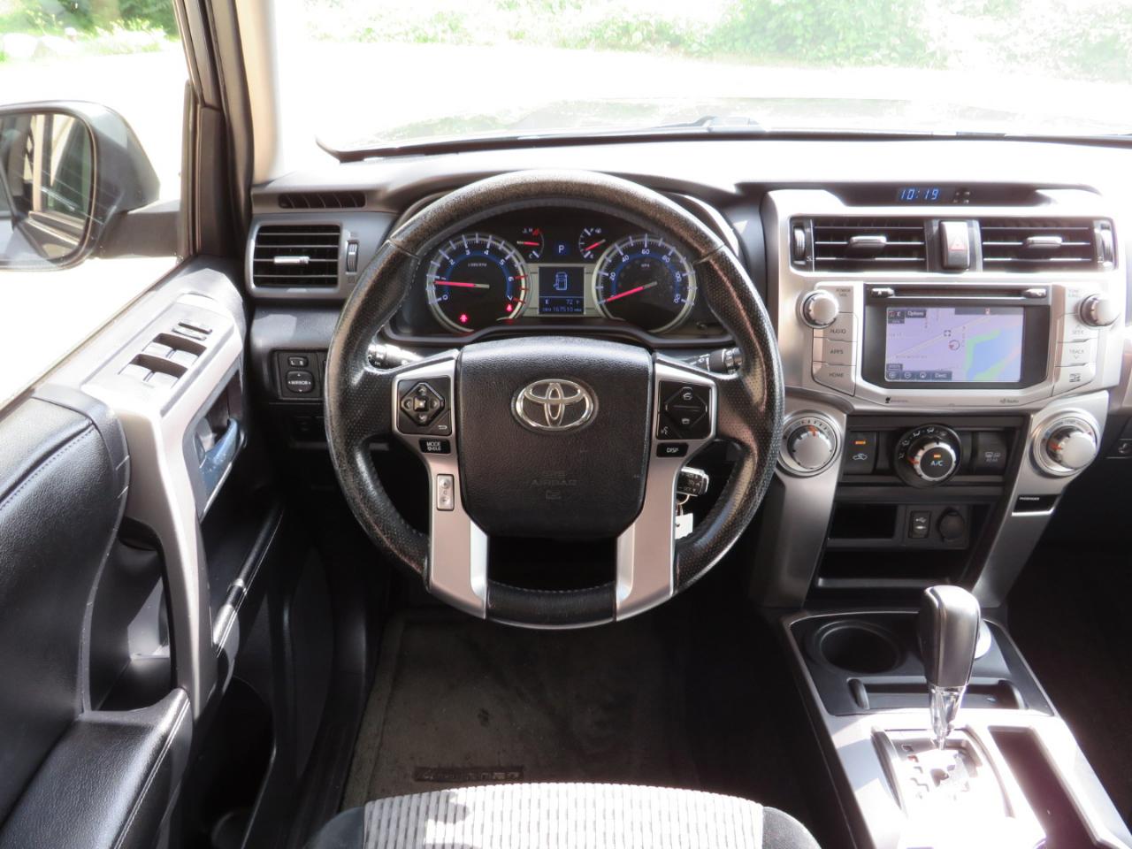 Toyota 4Runner SR5 4WD 2014