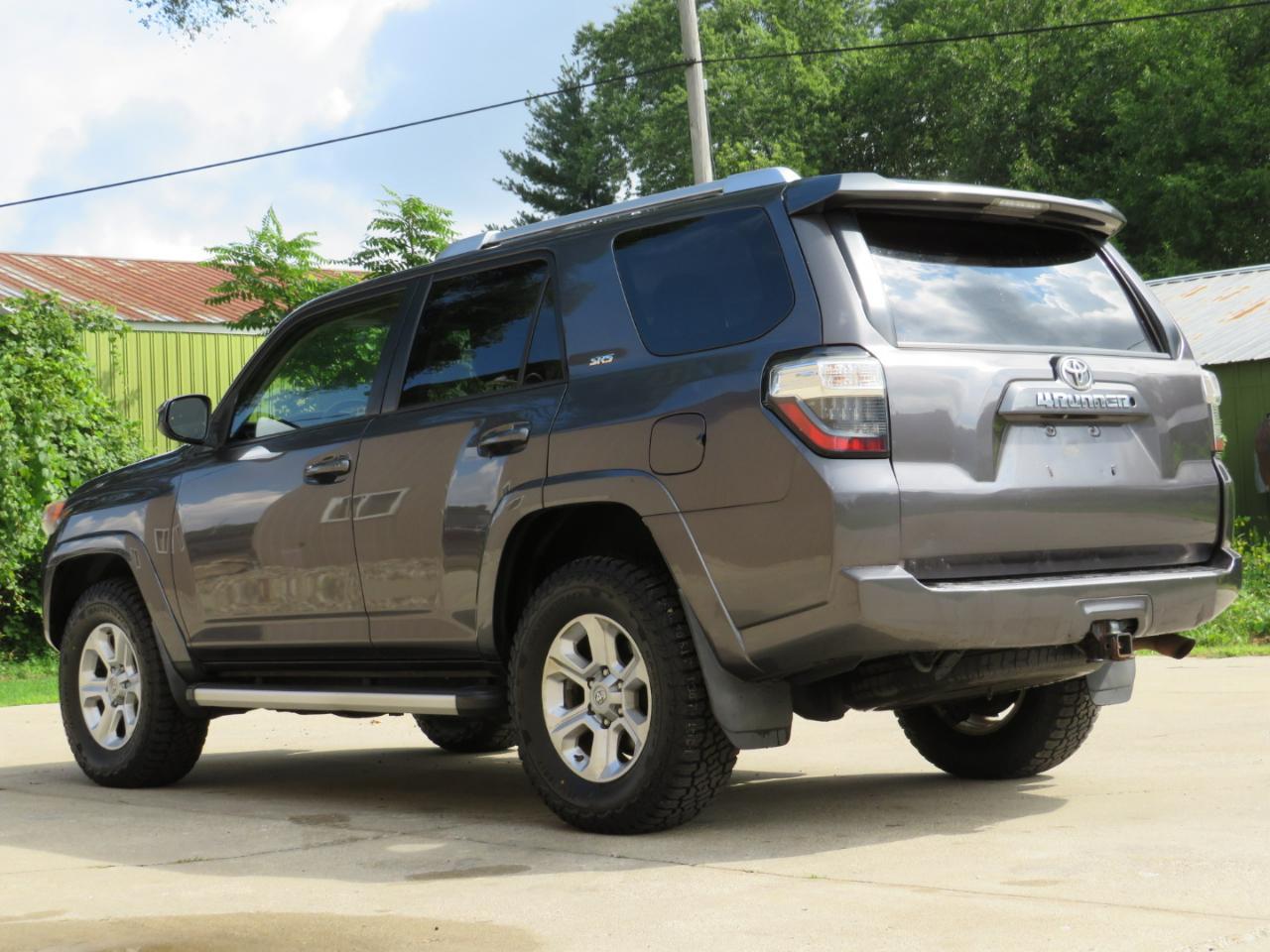 Toyota 4Runner SR5 4WD 2014