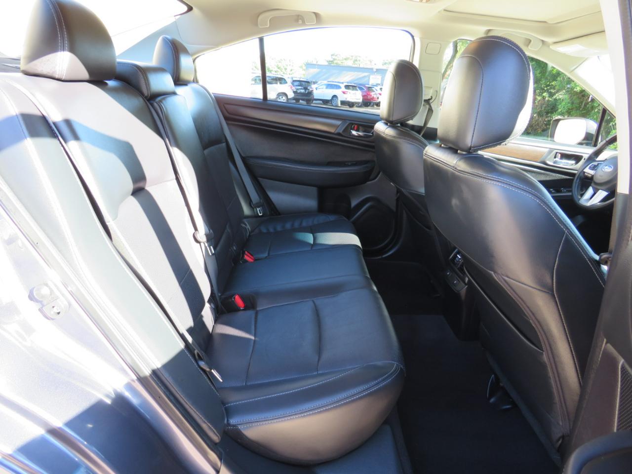 Subaru Legacy 3.6R Limited 2016