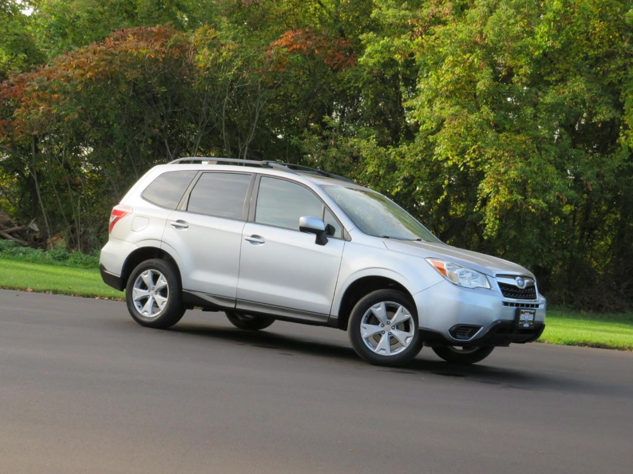 Subaru Forester 2.5i Premium PZEV CVT 2016