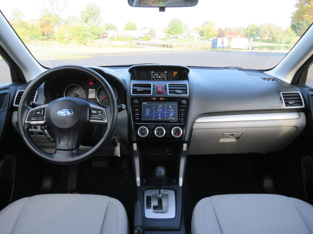 Subaru Forester 2.5i Premium PZEV CVT 2016