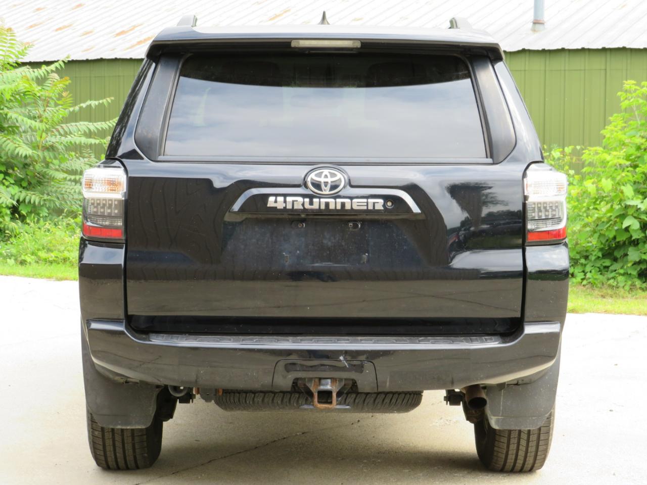 Toyota 4Runner SR5 4WD 2021