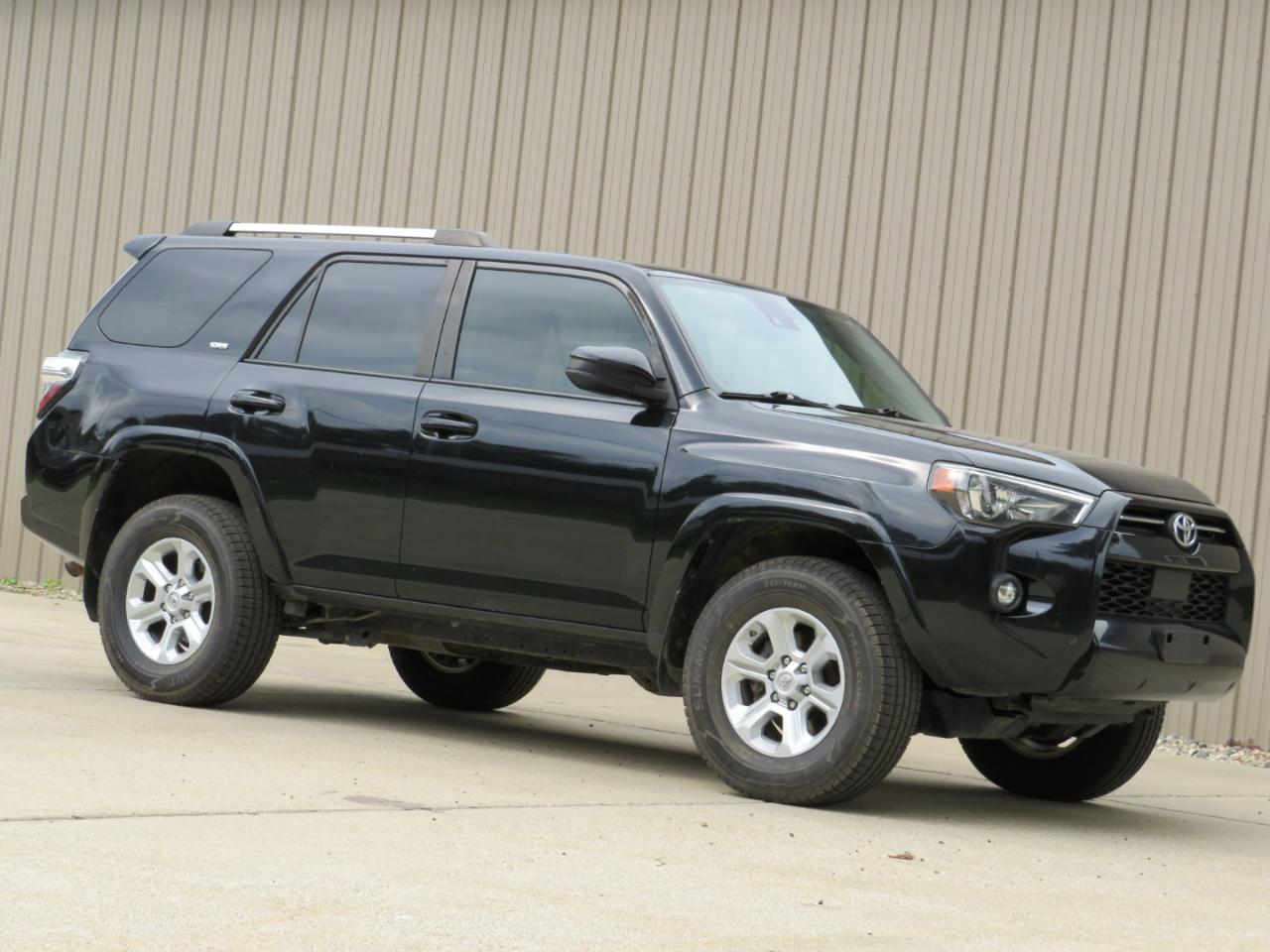 Toyota 4Runner SR5 4WD 2021