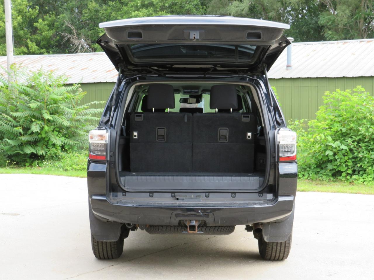 Toyota 4Runner SR5 4WD 2021