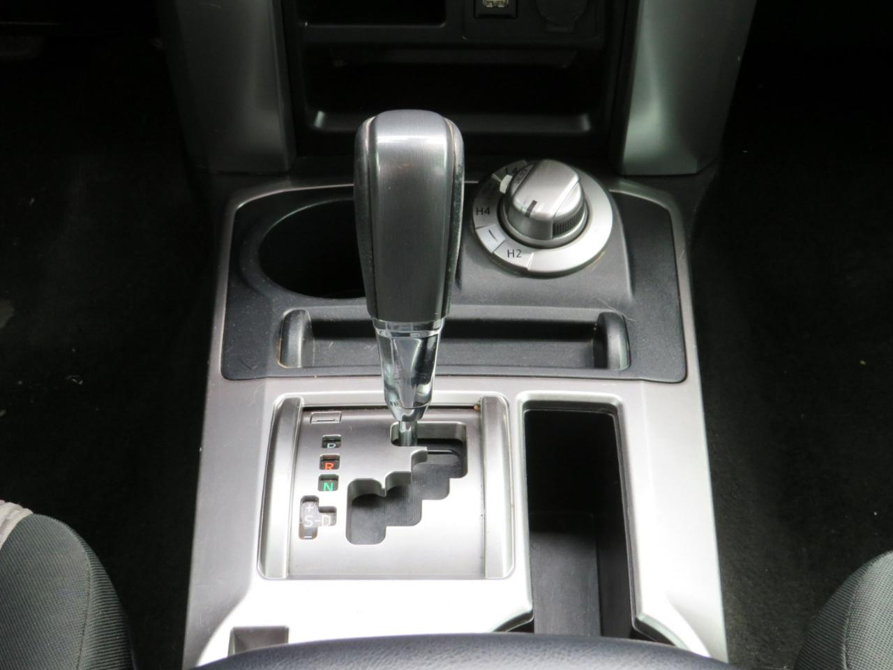 Toyota 4Runner SR5 4WD 2021
