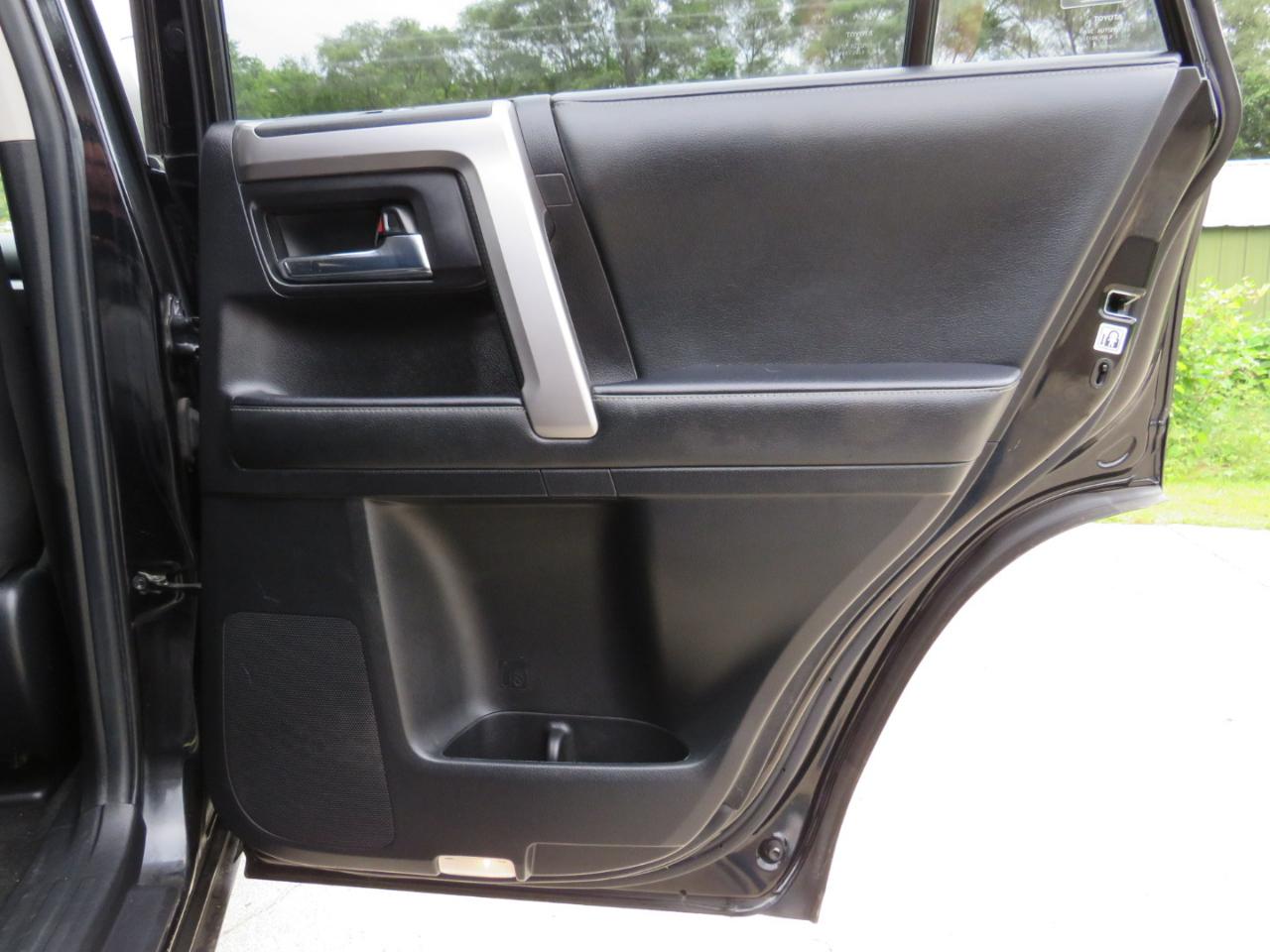 Toyota 4Runner SR5 4WD 2021