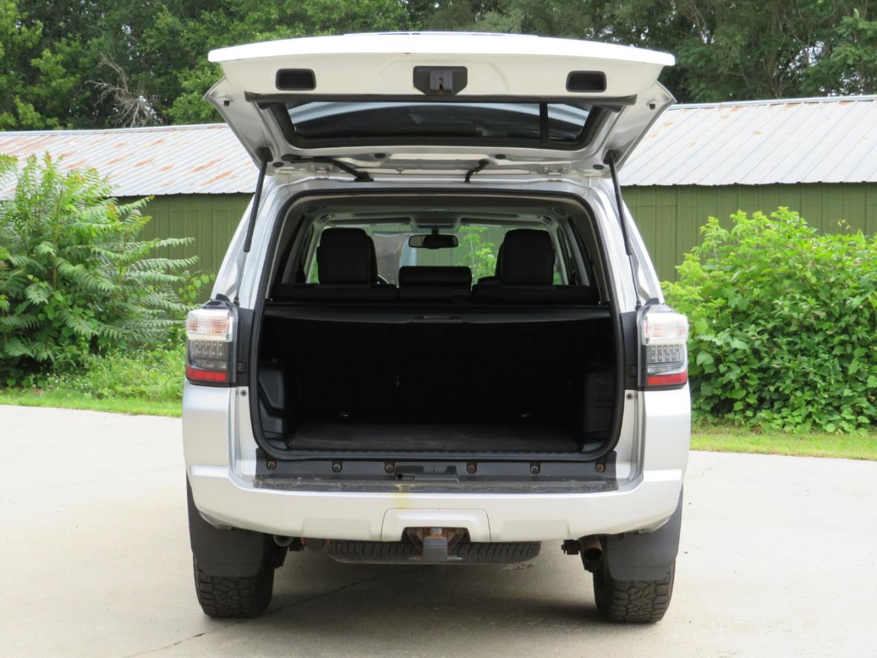 Toyota 4Runner SR5 4WD 2016