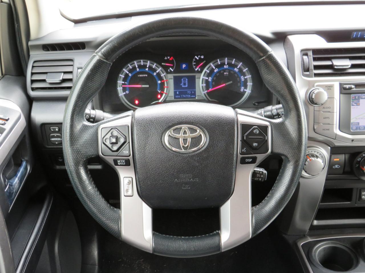 Toyota 4Runner SR5 4WD 2016