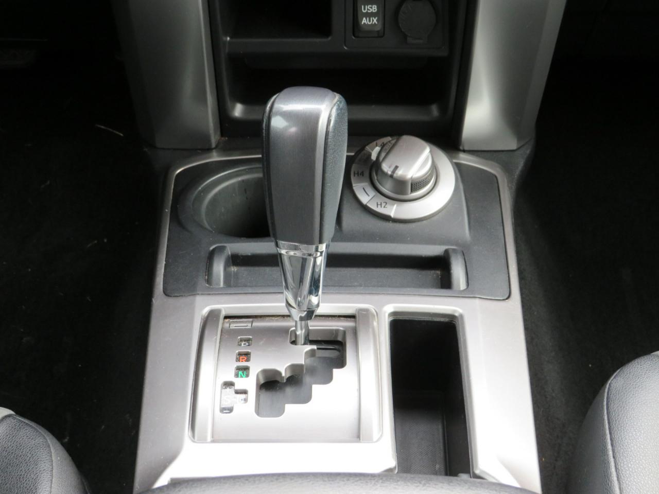 Toyota 4Runner SR5 4WD 2016