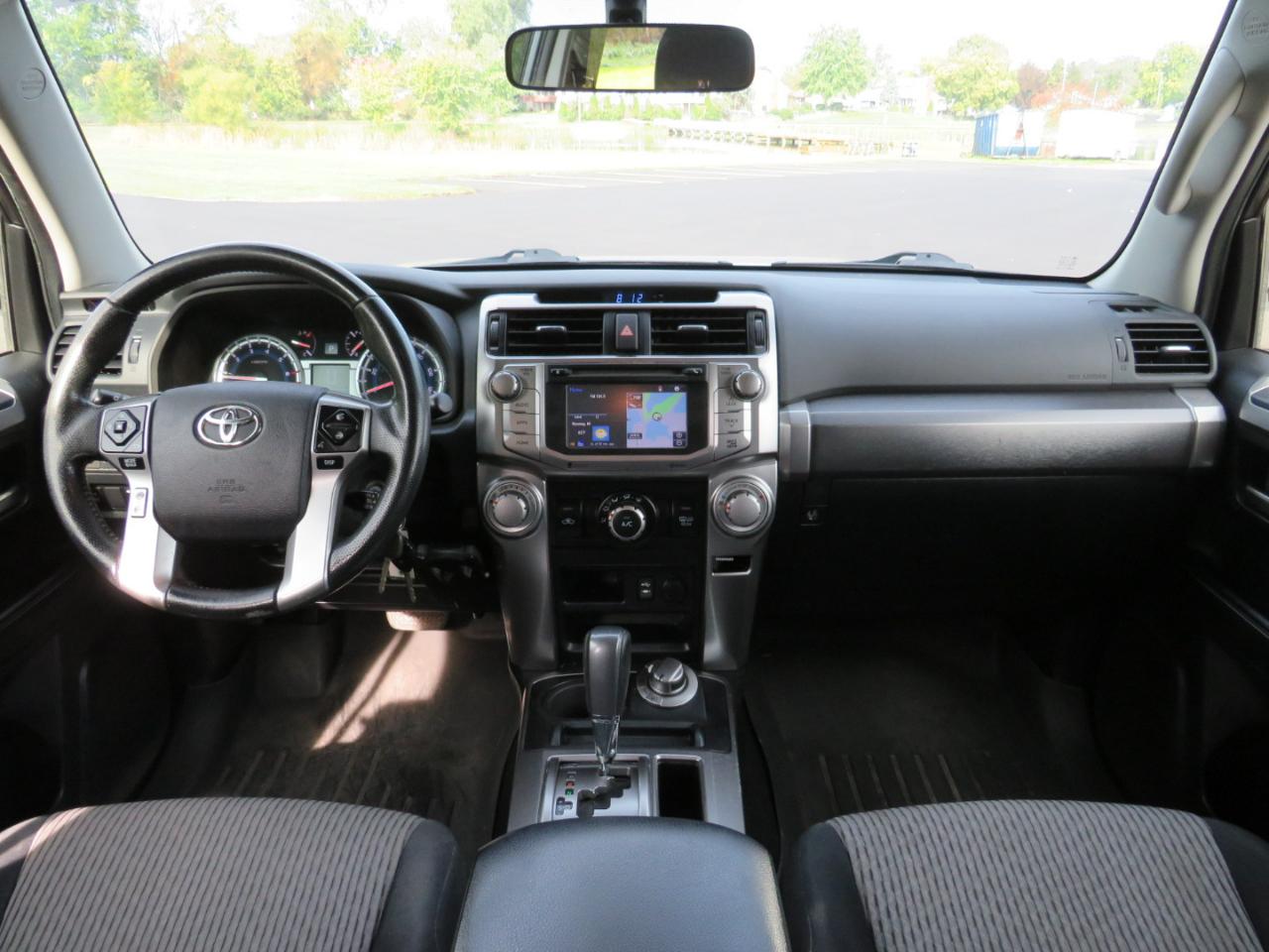 Toyota 4Runner SR5 4WD 2014