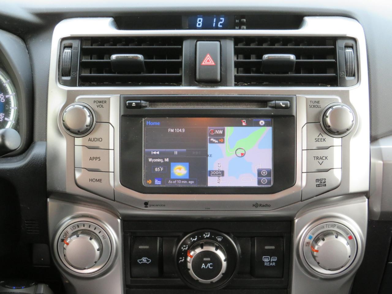 Toyota 4Runner SR5 4WD 2014