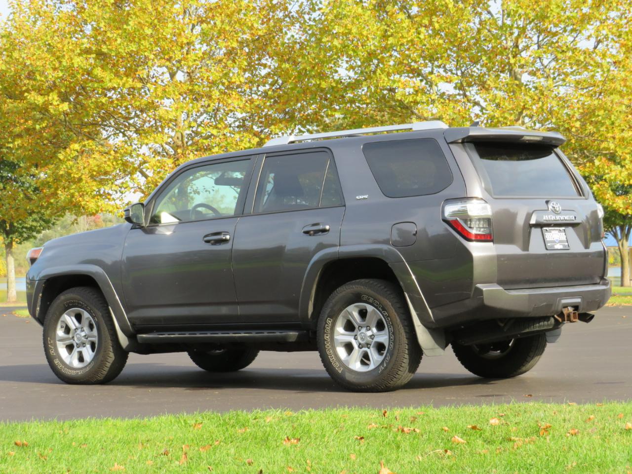 Toyota 4Runner SR5 4WD 2014