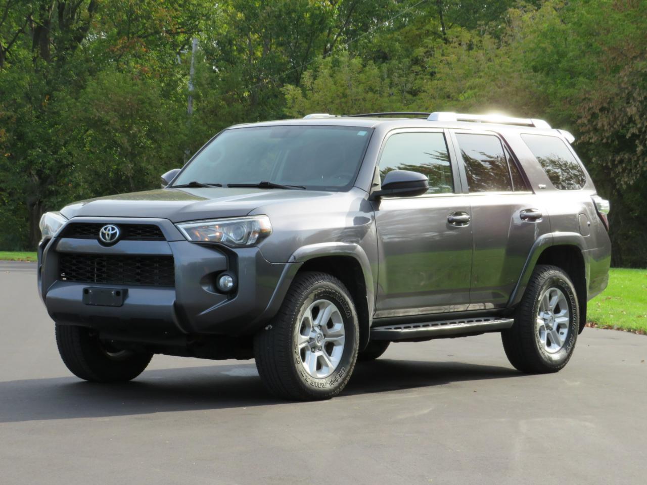 Toyota 4Runner SR5 4WD 2014