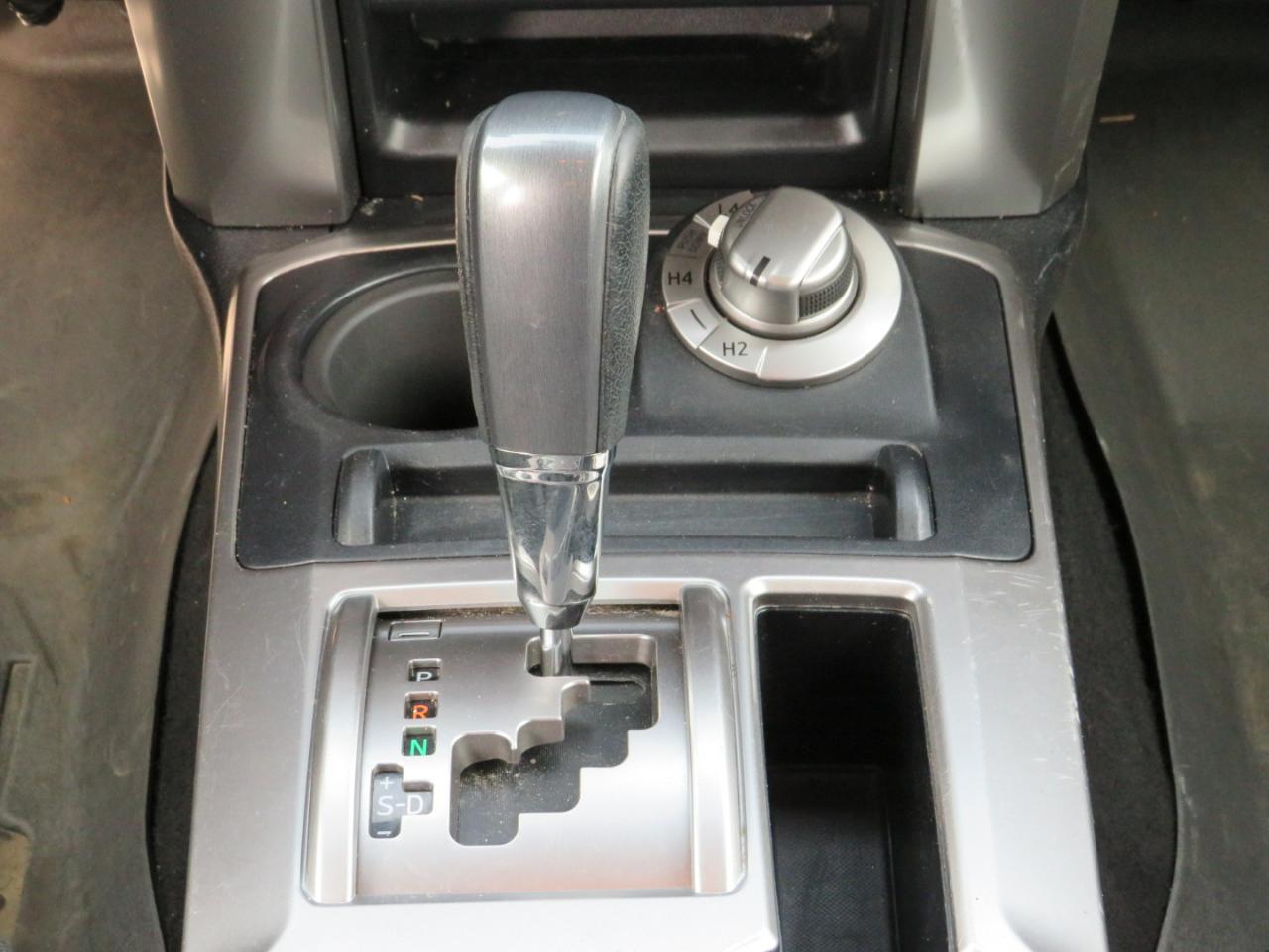 Toyota 4Runner SR5 4WD 2014