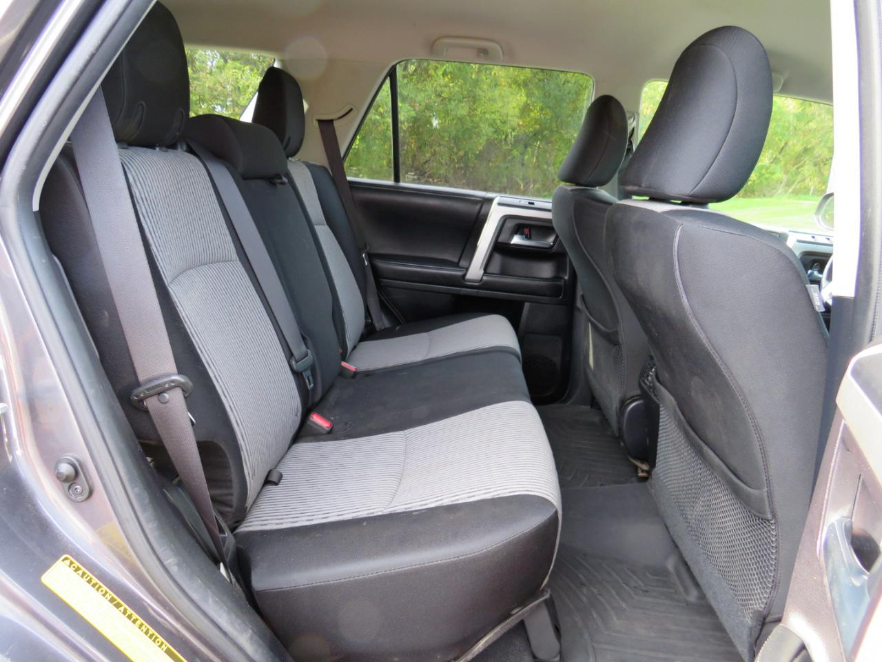 Toyota 4Runner SR5 4WD 2014
