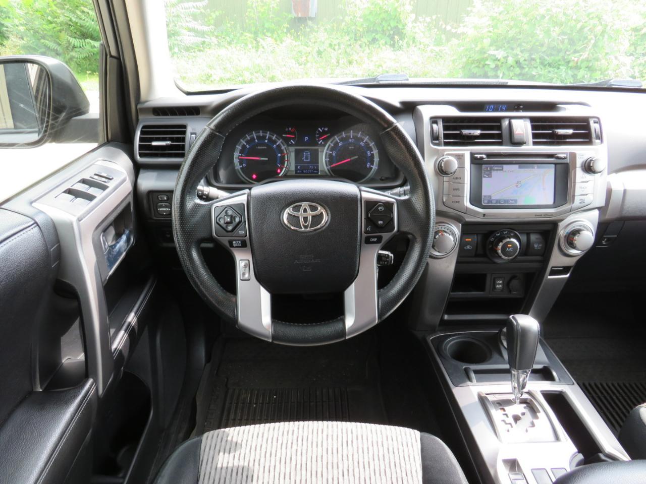 Toyota 4Runner SR5 4WD 2016