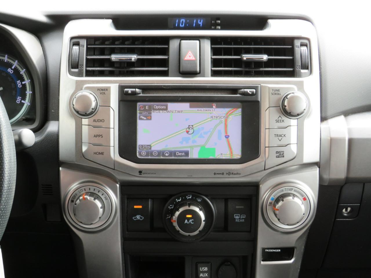 Toyota 4Runner SR5 4WD 2016