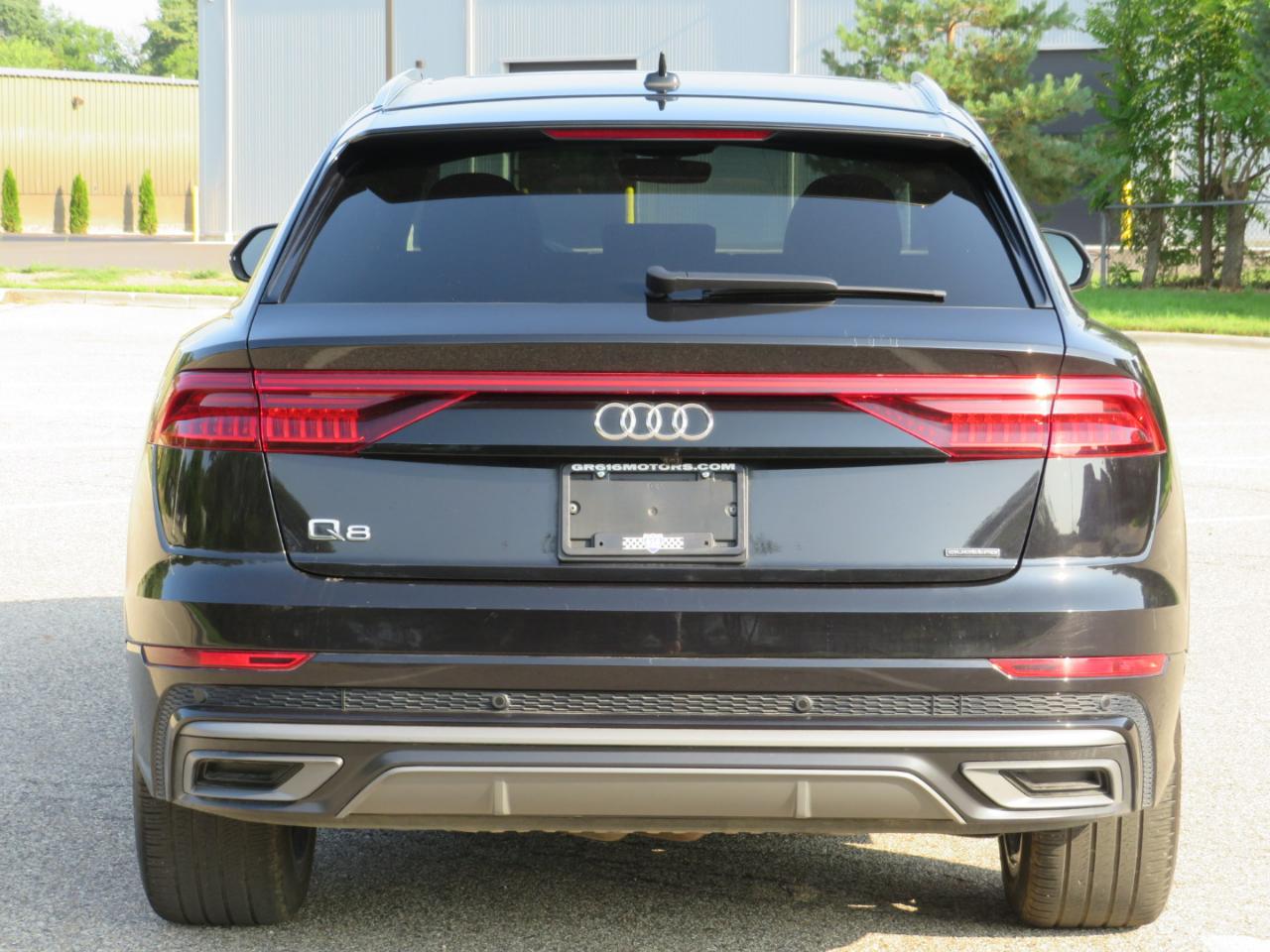 Audi Q8 Premium Plus 55 TFSI quattro 2021