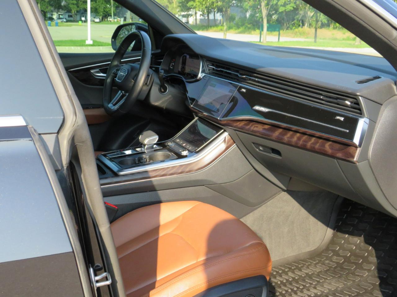 Audi Q8 Premium Plus 55 TFSI quattro 2021