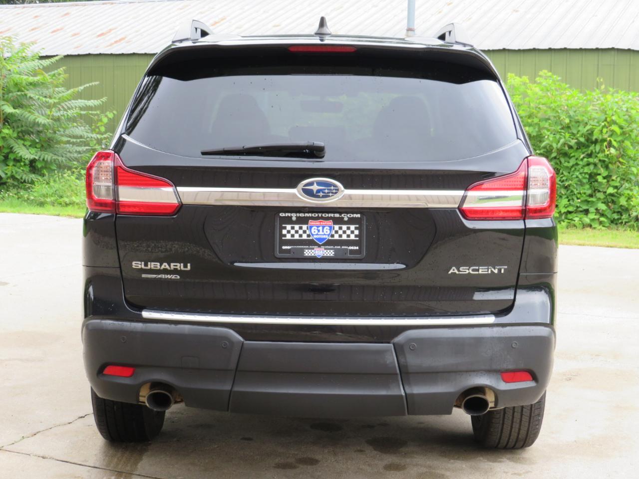 Subaru Ascent Premium w/8-Passenger Convenience Pkg 2020