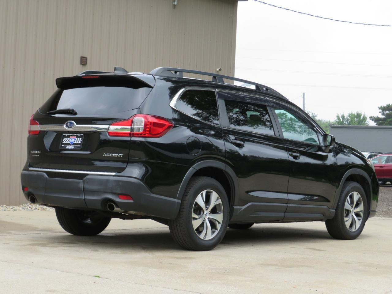 Subaru Ascent Premium w/8-Passenger Convenience Pkg 2020